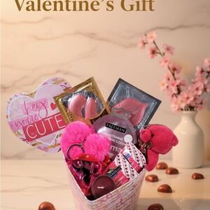 Valentine's Gift Set with Pink and Red Accessories